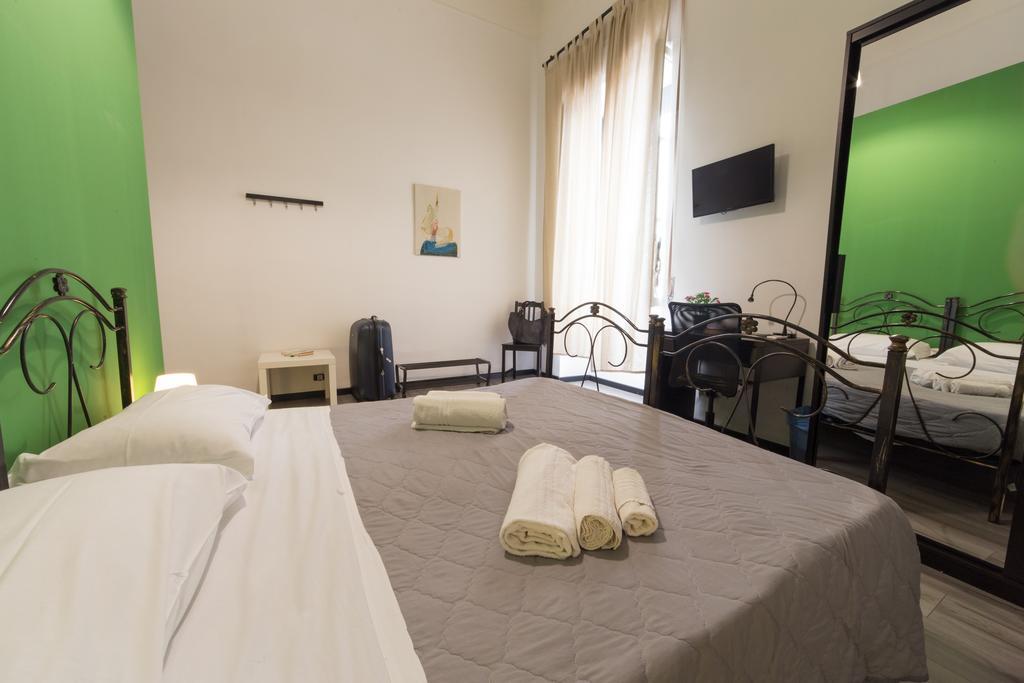 קטאניה Tra L'Etna E Il Mare B&B מראה חיצוני תמונה