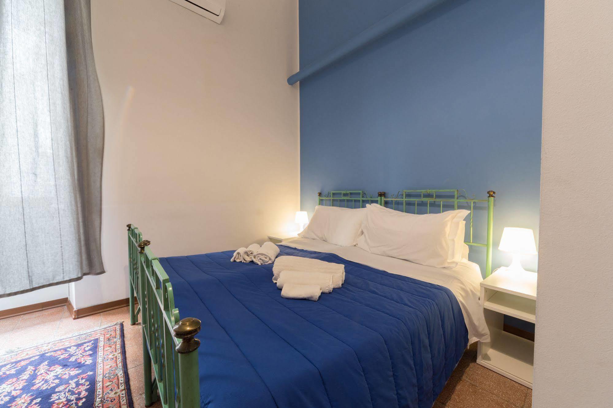 קטאניה Tra L'Etna E Il Mare B&B מראה חיצוני תמונה