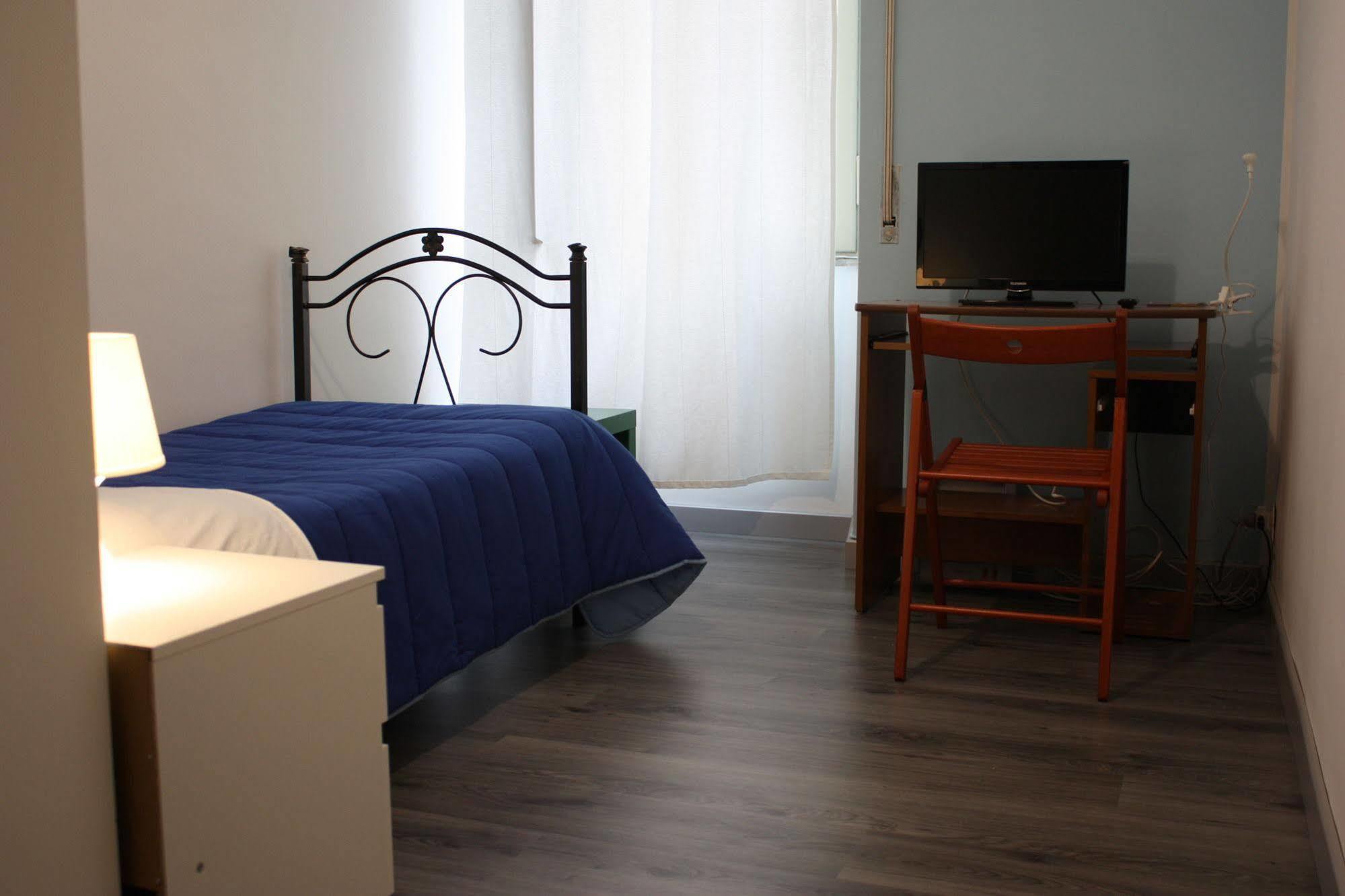 קטאניה Tra L'Etna E Il Mare B&B מראה חיצוני תמונה